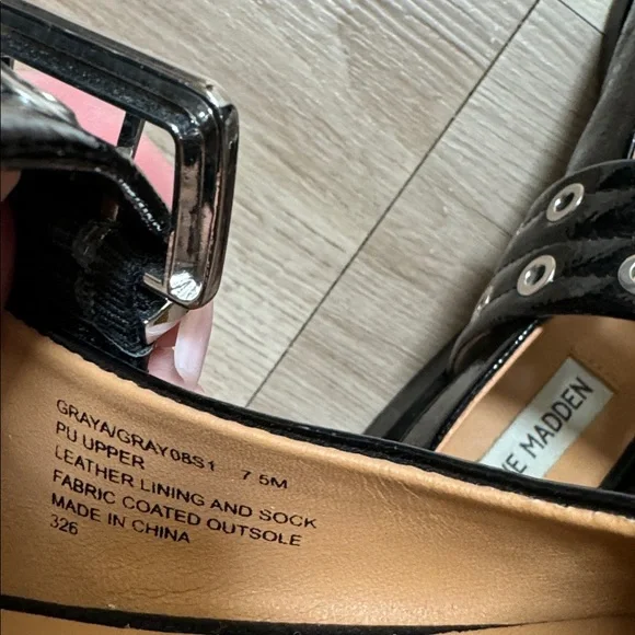 Steve Madden Black Double Buckle Flats - Picture 6 of 6